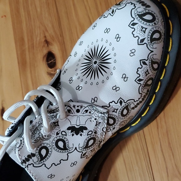 Dr. Marten 1461 Oxfords - Picture 6 of 6